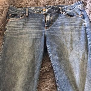 Size 16 super stretch American eagle jeans